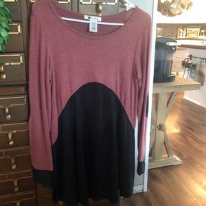 Women’s tunic.  NEW